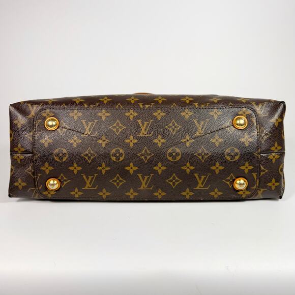 Louis Vuitton Monogram Olympe MM - Picture 7 of 16